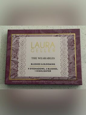 ✨NEW✨ Laura Geller:Passport To Pretty- The Wearables- Blushed & Blooming